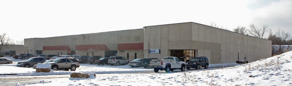 More Photos Of 1140-1146 Booth St, Kansas City Light Manufacturing For Lease