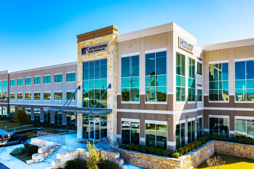 More Photos Of 4372 N Loop 1604 W, San Antonio Office For Lease