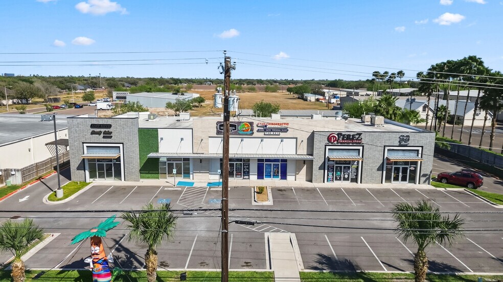 More Photos Of 2104 S McColl Rd, Edinburg Storefront For Lease