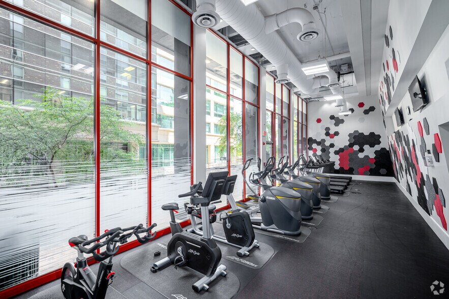 More Photos Of 8750 Georgia Ave, Silver Spring Apartments For Lease