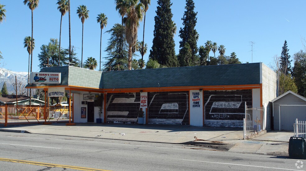 More Photos Of 1799 N E St, San Bernardino Auto Repair For Sale