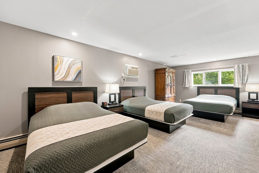 More Photos Of 8127 Chippewa Hwy, Bear Lake Hotel For Sale