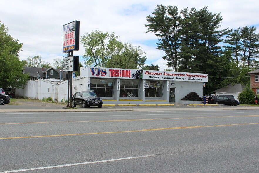 Primary Photo Of 867 Boston Rd, Springfield Auto Repair For Sale