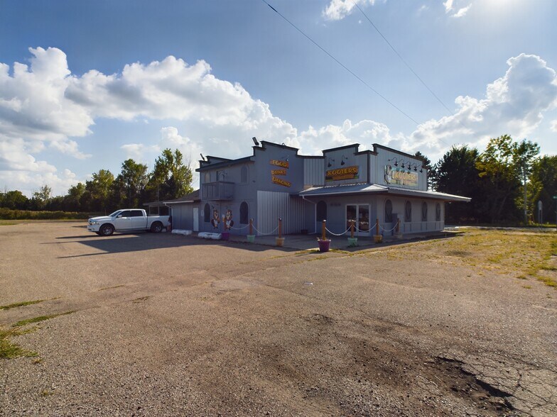 More Photos Of 4512 E M-21, Corunna Restaurant For Sale