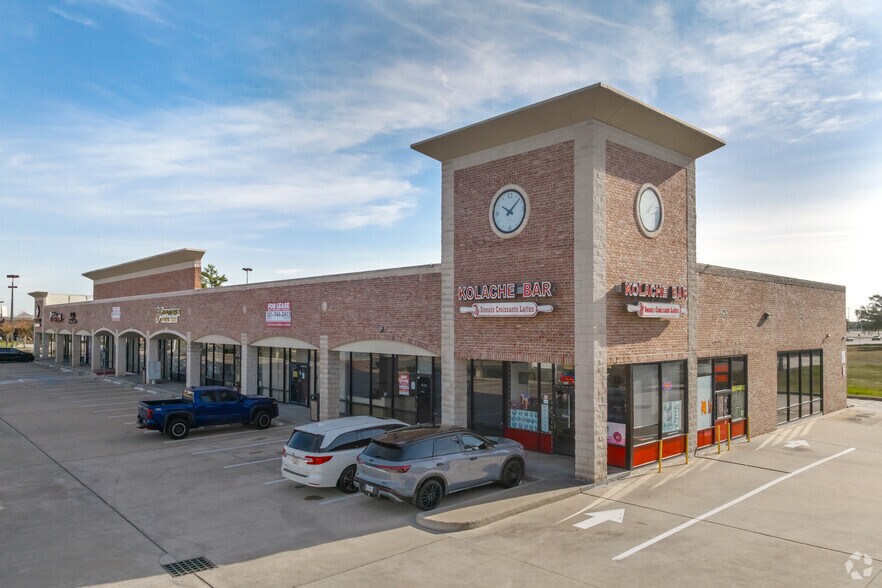 More Photos Of 15115 Westheimer Rd, Houston Storefront Retail Office For Lease