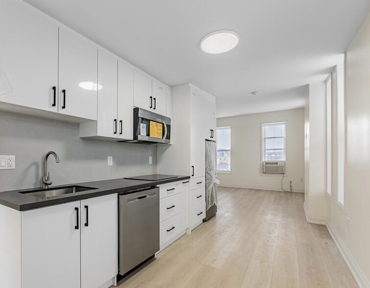 More Photos Of 36 Lindsay St S, Kawartha Lakes Apartments For Sale