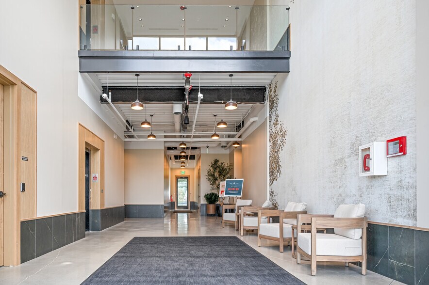 More Photos Of 18 Cox Cro Rd, Toms River Loft Creative Space For Lease