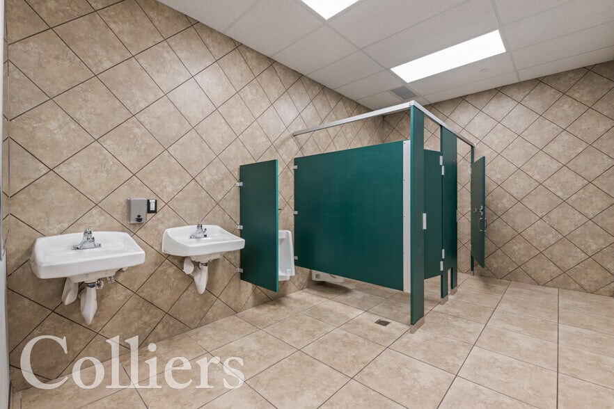 More Photos Of 16989 Madison Rd, Nampa Manufacturing For Lease