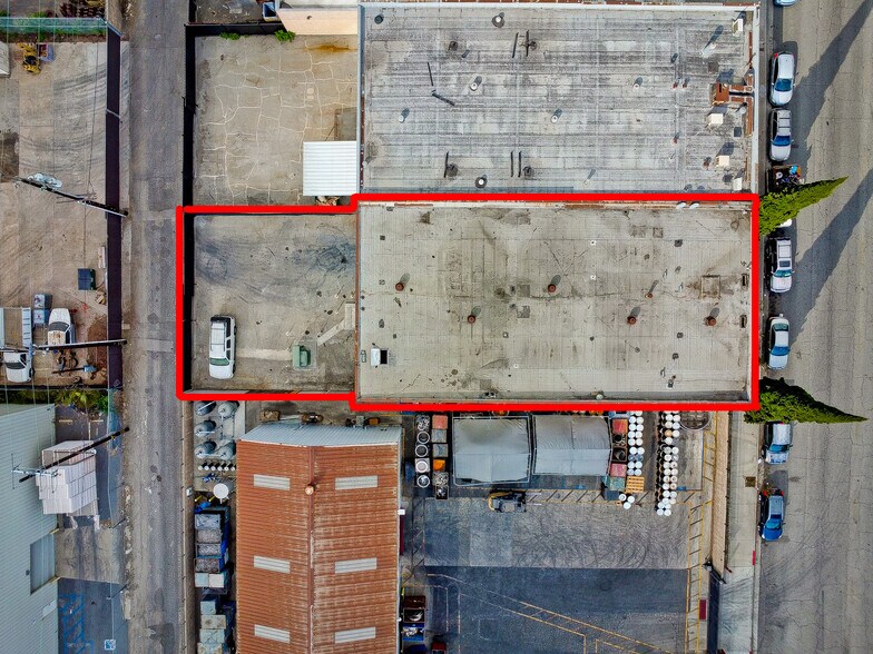 More Photos Of 15539 Vermont Ave, Paramount Manufacturing For Lease