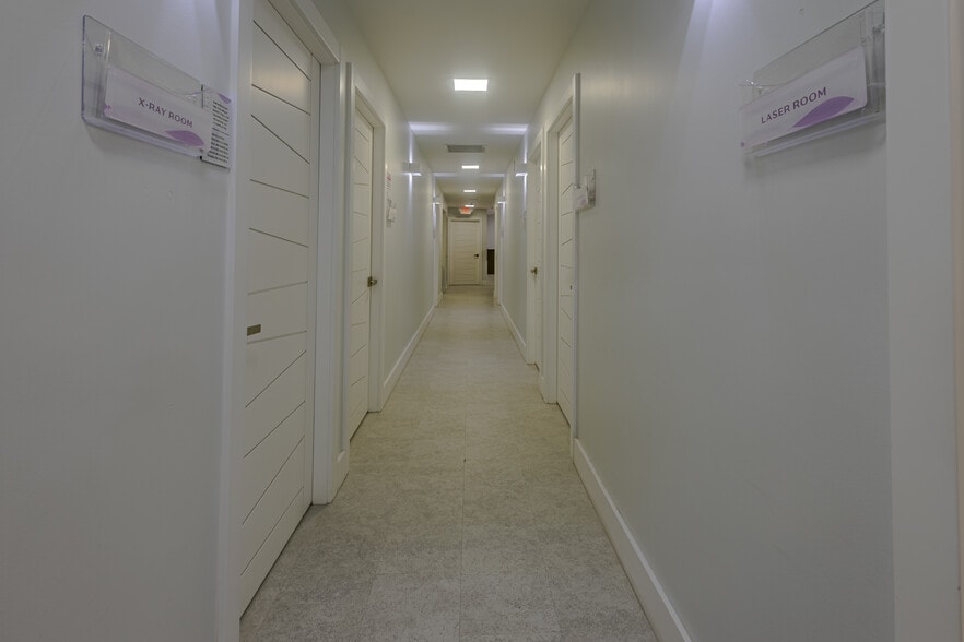 More Photos Of 9851 NW 58th St, Miami Flex For Sale