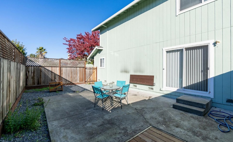 More Photos Of 2304 Donahue Ave, Santa Rosa Apartments For Sale