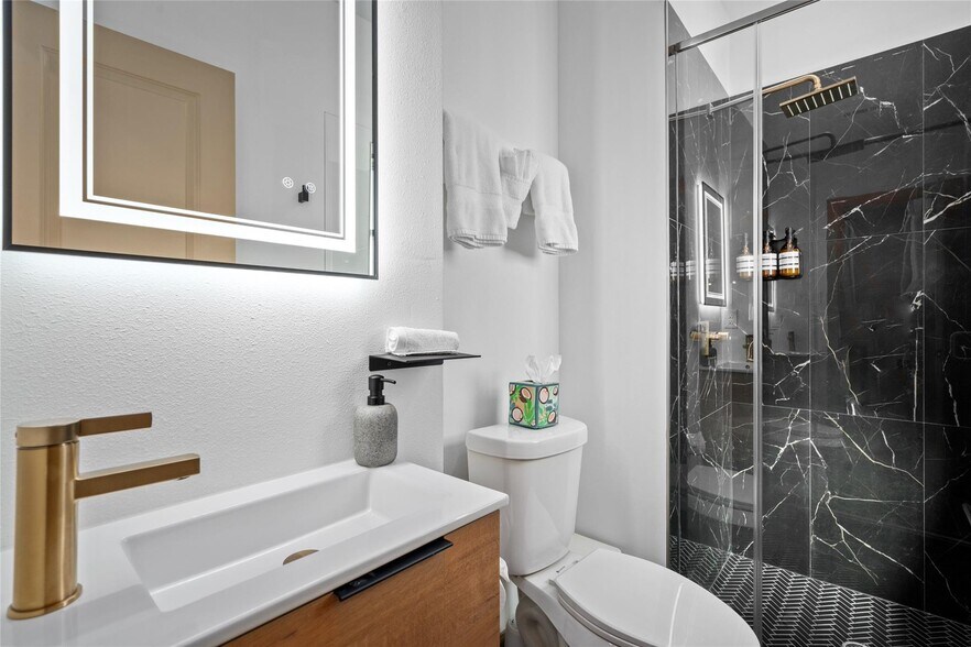 More Photos Of , Houston Multifamily For Sale
