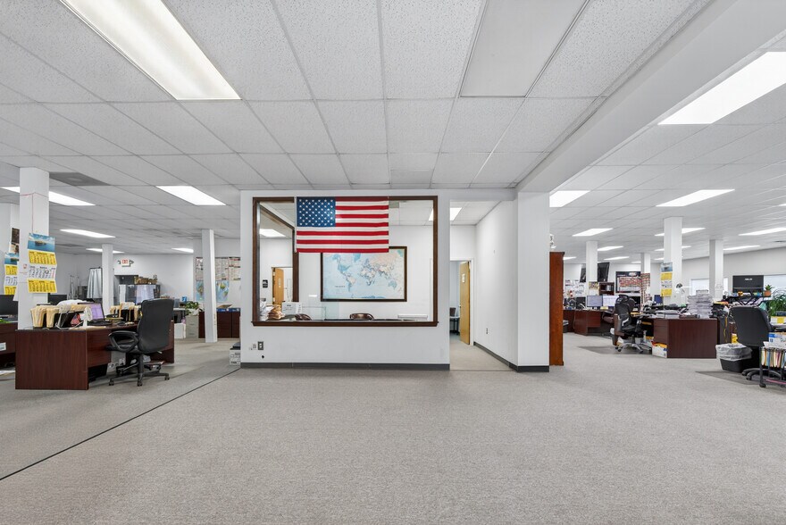 More Photos Of 173 County Road 526, Allentown Office For Sale