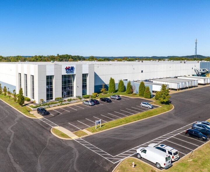 Primary Photo Of 548 Cedar Grove Rd, Shepherdsville Distribution For Lease