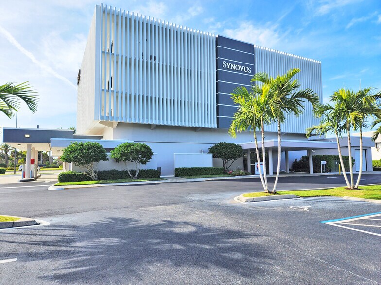 Primary Photo Of 2400 Tamiami Trl N, Naples Office For Lease