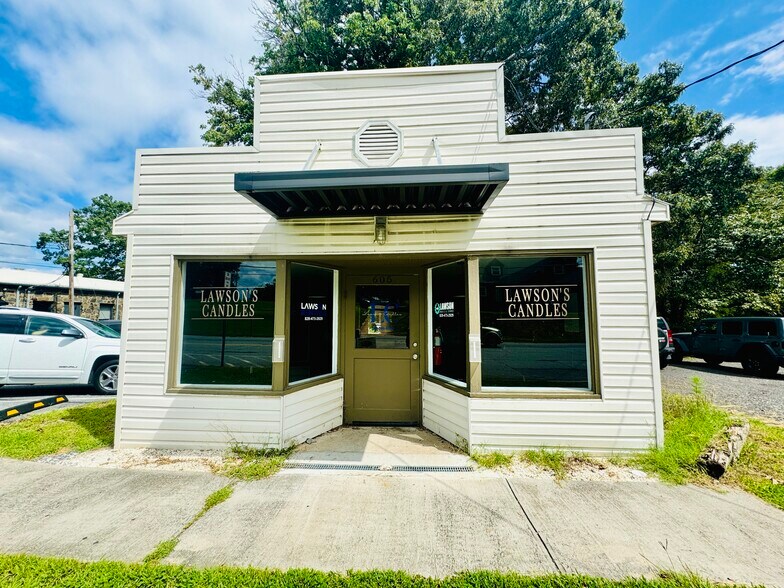More Photos Of 605 College St, Morganton Office For Lease