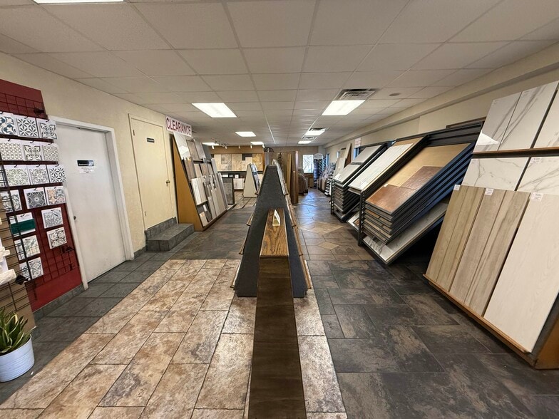 More Photos Of 16209 San Pedro Ave, San Antonio Industrial For Sale