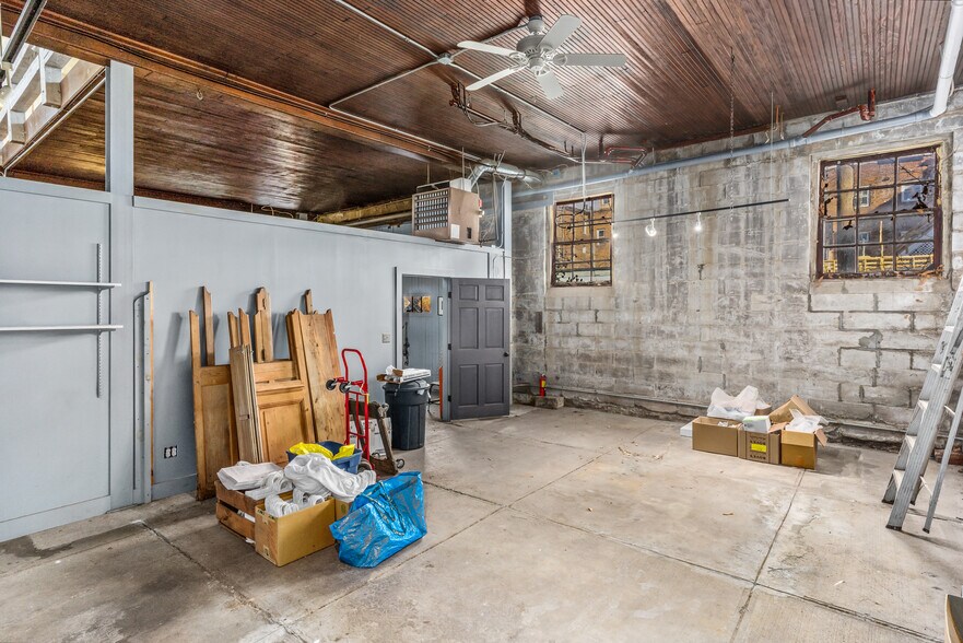 More Photos Of 705-707 Cherry Aly, Hudson Warehouse For Lease