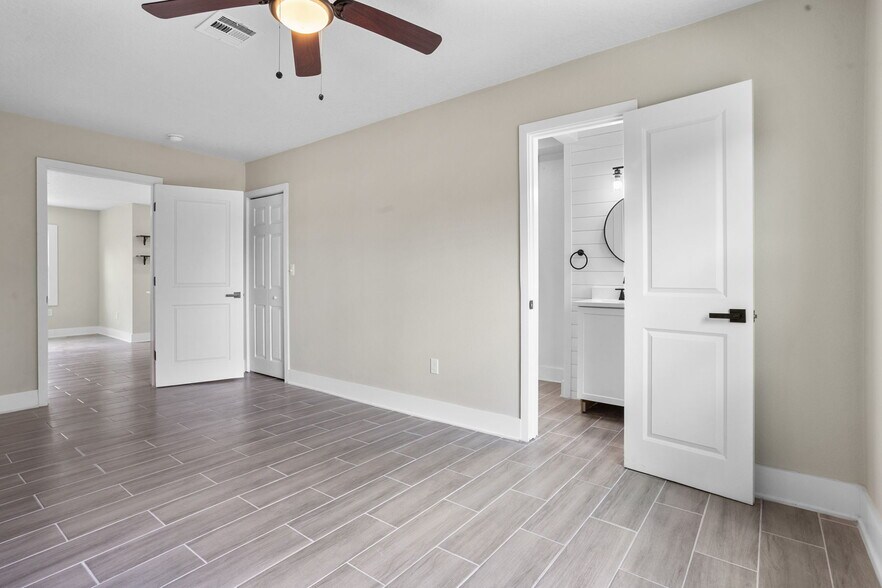 More Photos Of 209 N 14th St, Leesburg Office Residential For Sale