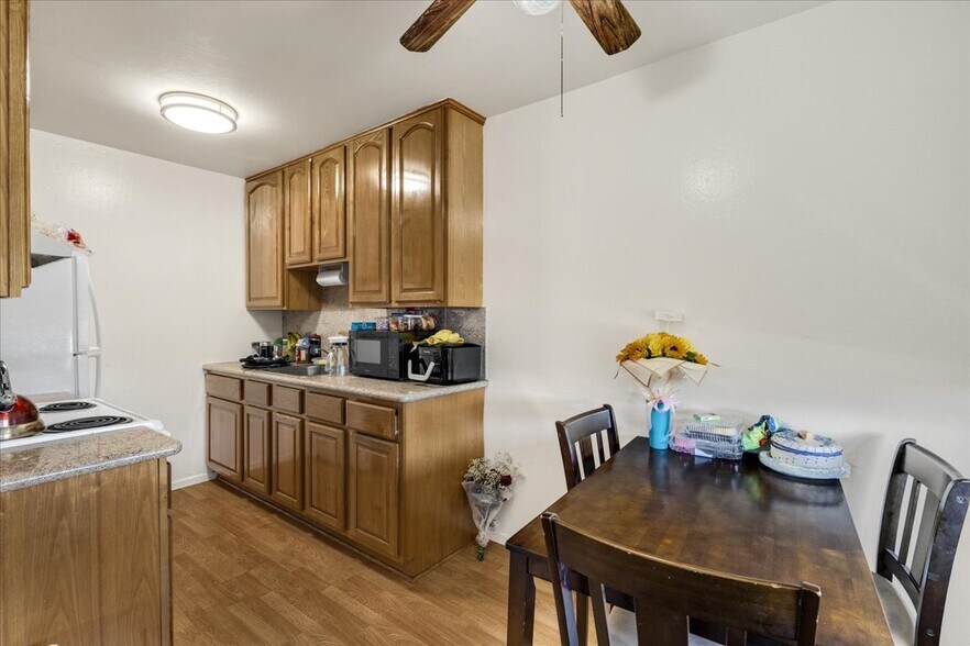More Photos Of 30 Gardiner Ave, South San Francisco Apartments For Sale