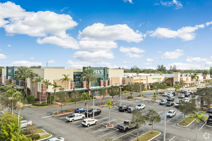 Primary Photo Of 8751-8795 Southern Blvd, West Palm Beach Department Store For Sale