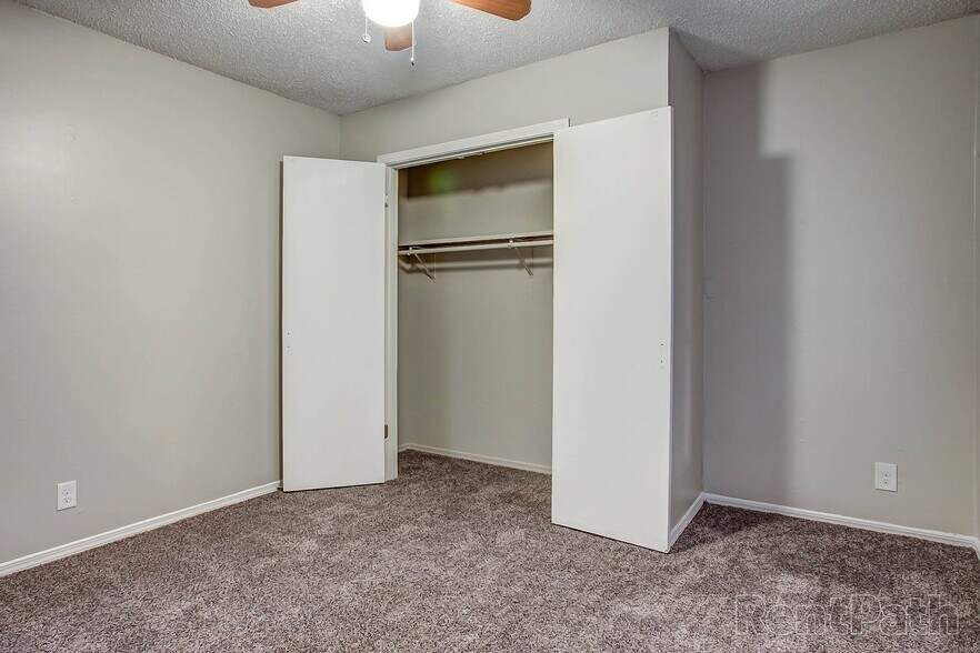 More Photos Of 3218 S 93rd East Ave, Tulsa Apartments For Sale