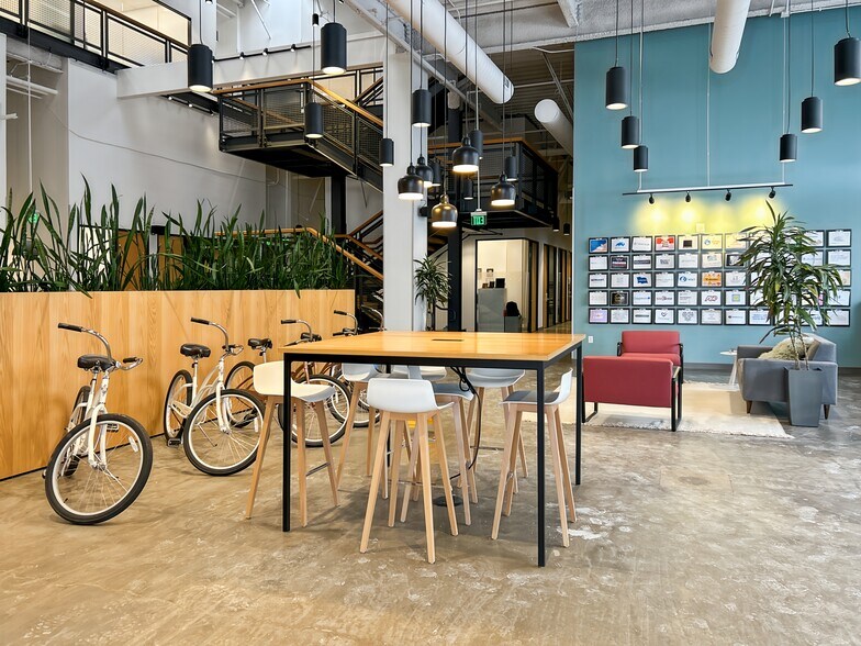 More Photos Of 71 Raymond Rd, West Hartford Coworking Space