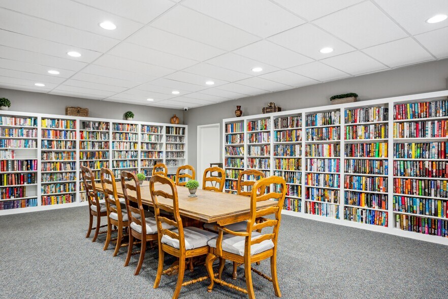 More Photos Of 6546 Auburn Blvd, Citrus Heights Apartments For Sale