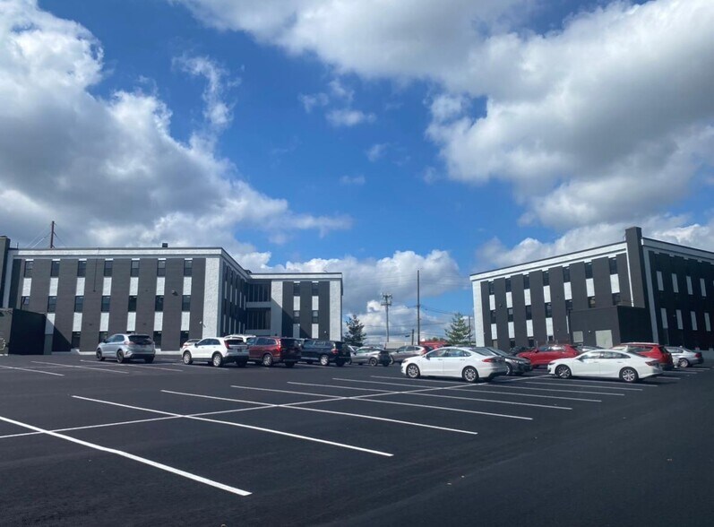 More Photos Of 1620 US Highway 22 E, Union Township Unknown For Lease