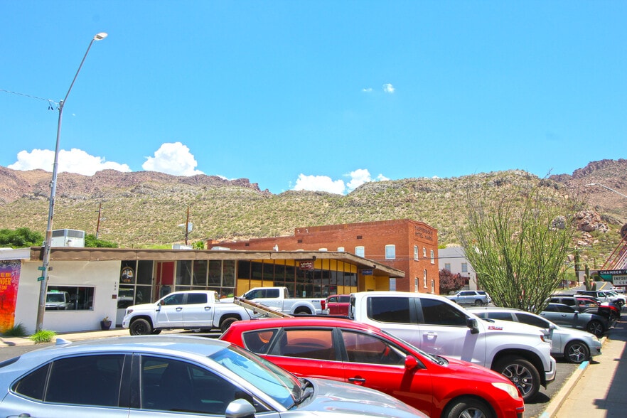 More Photos Of 199 W Main St, Superior Storefront For Sale