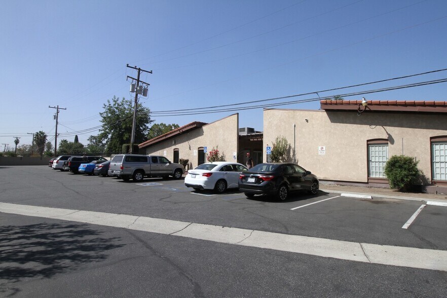 More Photos Of 1799 N Waterman Ave, San Bernardino Medical For Lease