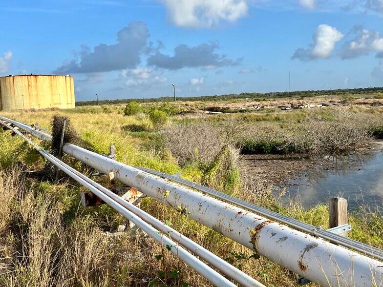 More Photos Of 1603 N State Highway 35, Aransas Pass Chemical Oil Refinery For Sale