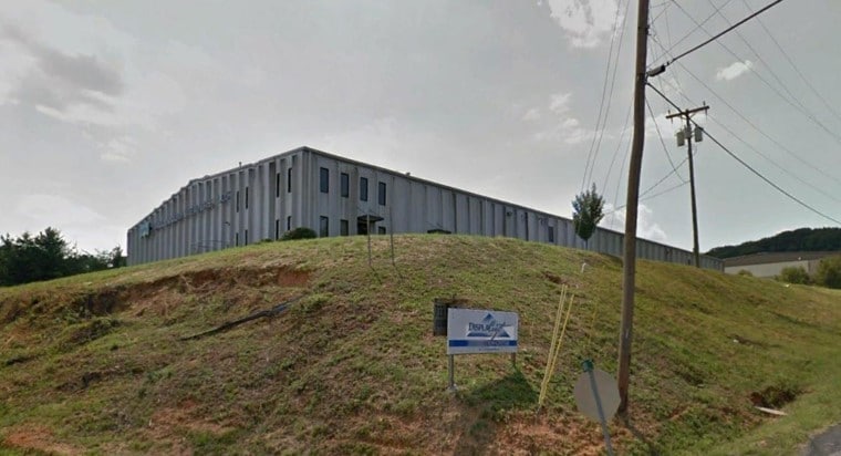 More Photos Of 3331 Box Dr, Dalton Manufacturing For Lease