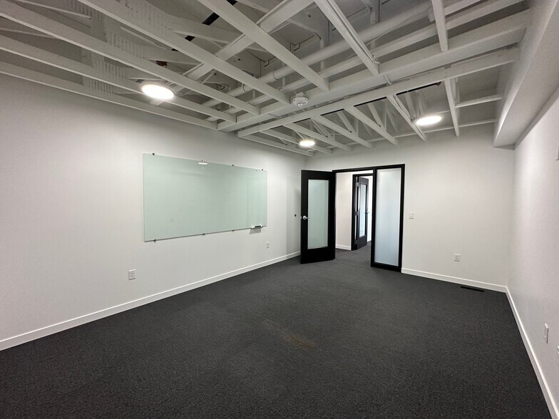 More Photos Of 4376 Forestdale Dr, Park City Research And Development For Sale