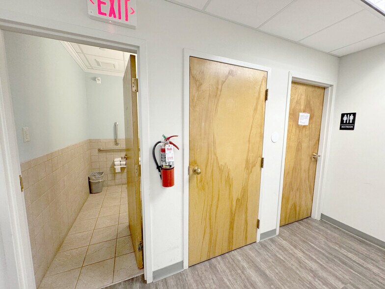 More Photos Of 1406 Doughty Rd, Egg Harbor Township Flex For Lease