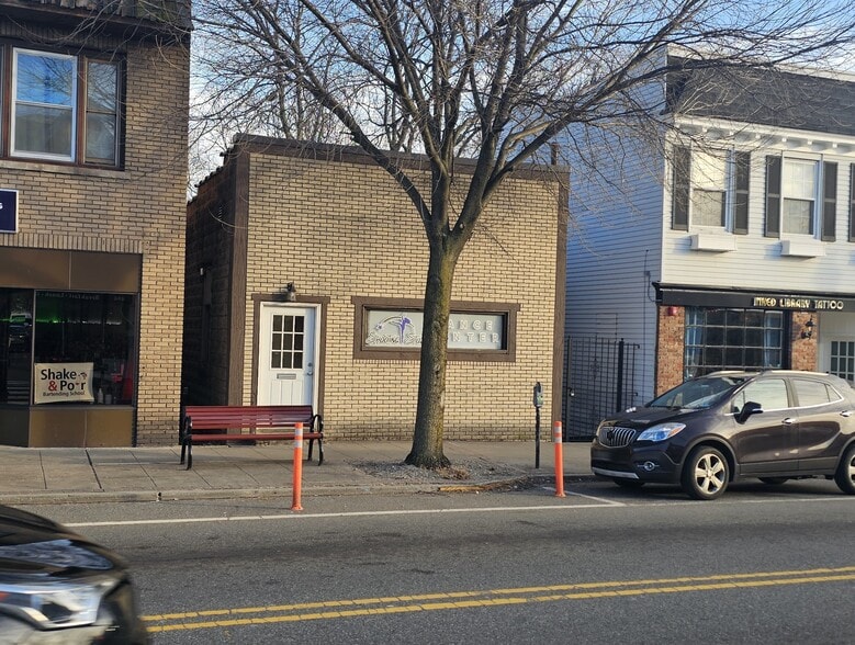 More Photos Of 403 Broad St, Bloomfield Schools For Sale