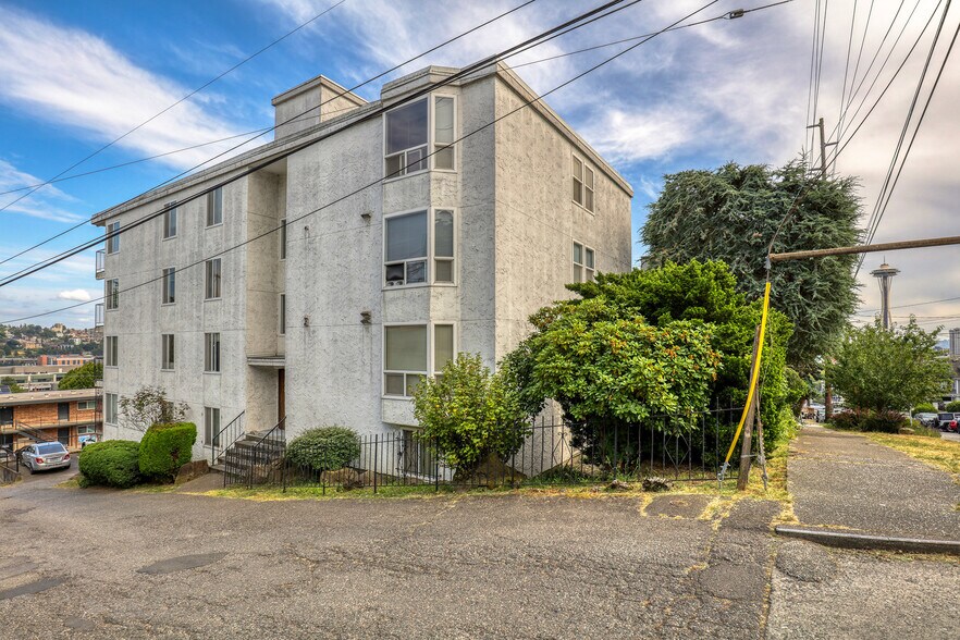 More Photos Of 501 Highland Dr, Seattle Apartments For Sale
