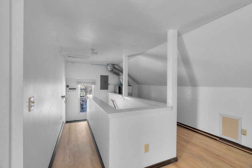 More Photos Of 2420 4th Ave S, Minneapolis Apartments For Sale