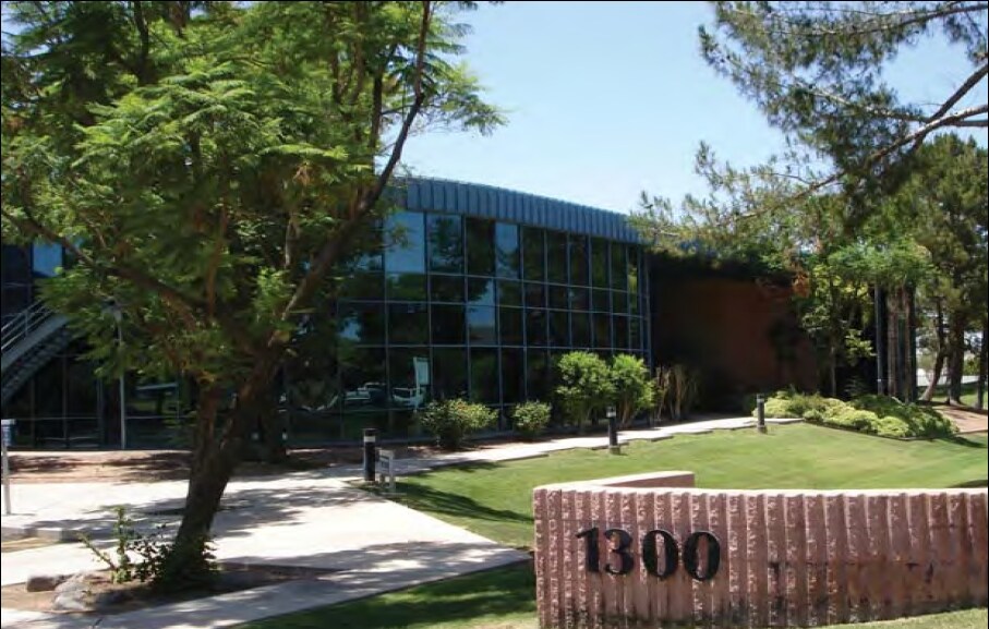 More Photos Of 1300 N Fiesta Blvd, Gilbert Manufacturing For Lease