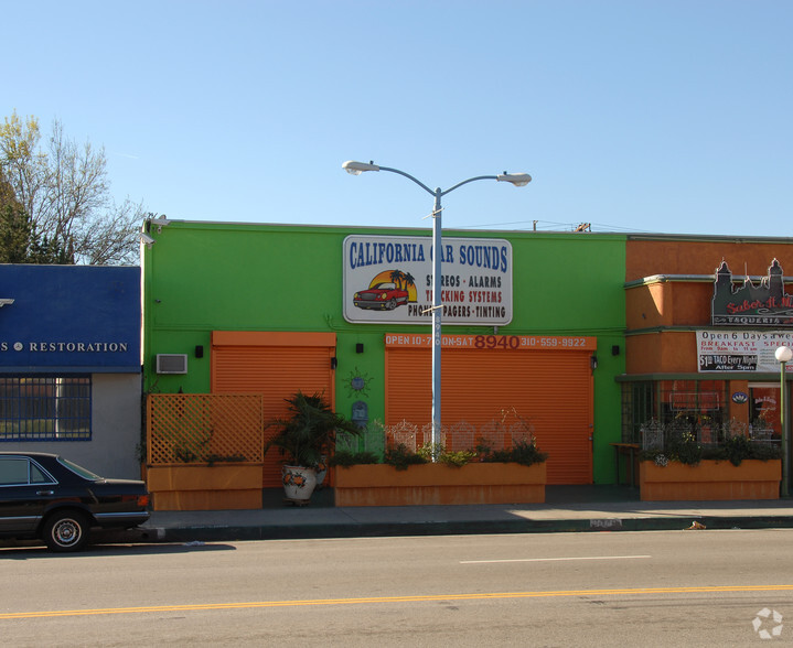 Primary Photo Of 8940 National Blvd, Los Angeles Auto Repair For Sale