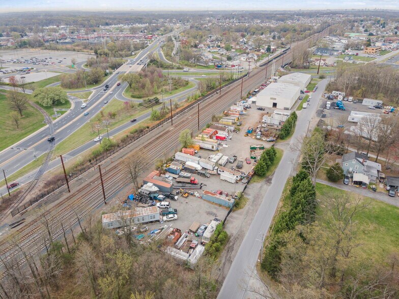 More Photos Of 1701 Leland Ave, Middle River Warehouse For Lease