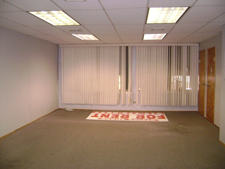 More Photos Of 223 Brighton Beach Ave, Brooklyn Storefront Retail Office For Sale