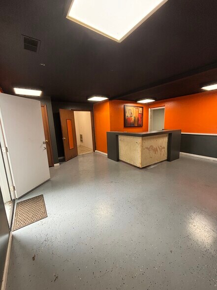 More Photos Of 230 Skipjack Rd, Prince Frederick Warehouse For Lease