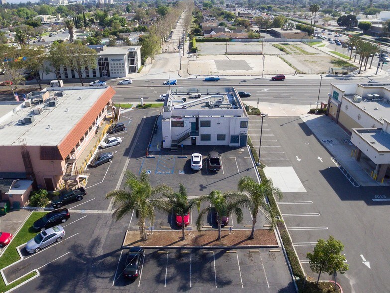 More Photos Of 1227 W 17th St, Santa Ana Medical For Lease