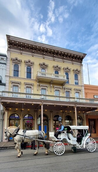 More Photos Of 1008 2nd St, Sacramento Office For Sale