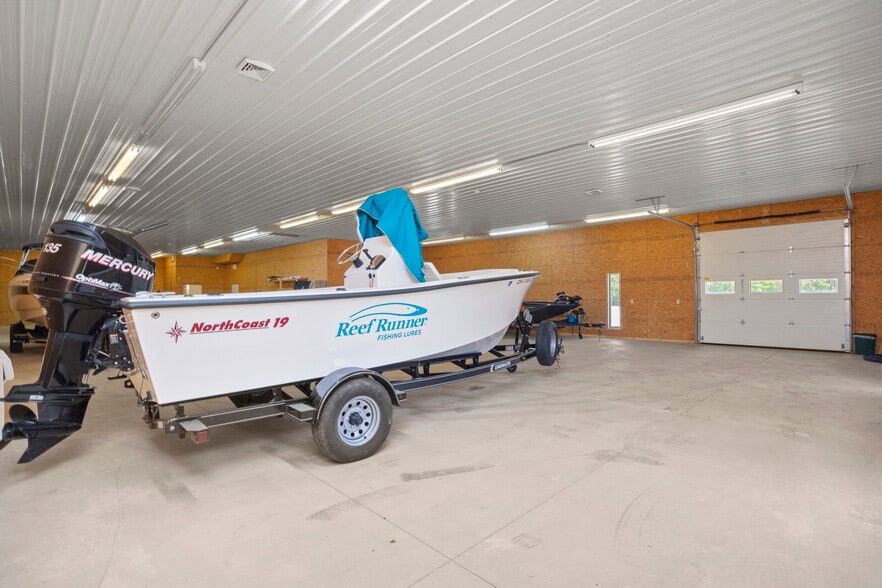 More Photos Of 1200 S Hartshorn Rd, Lakeside Marblehead Warehouse For Sale