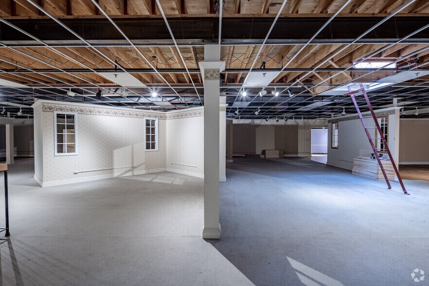 More Photos Of 55 Ridge Rd, North Arlington Storefront For Sale