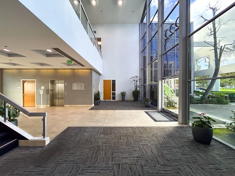 More Photos Of 222 E Huntington Dr, Monrovia Medical For Lease