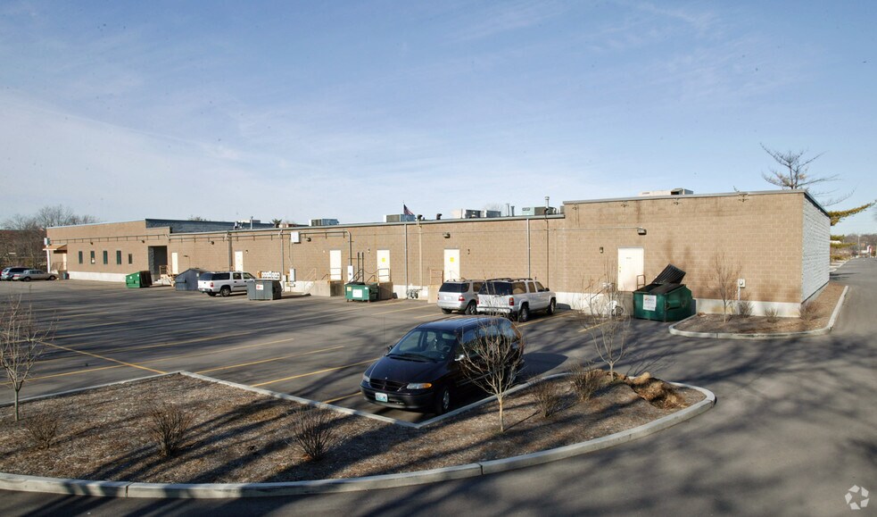 More Photos Of 9222-9280 Watson Rd, Crestwood General Retail For Lease