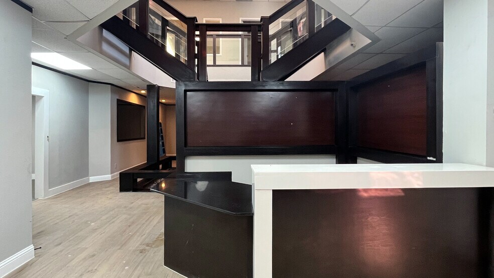 More Photos Of 9220 Rasmus Dr, Houston Warehouse For Lease